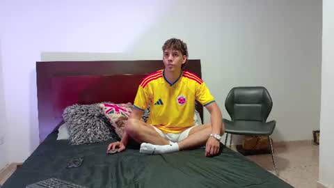 ZackMontiel07 online show from June 2026 12:27:01 AM