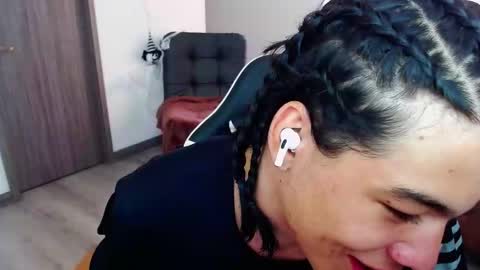 Snapshot of zackss_player chatting on November 2025 08:19:01 PM zackss_player online show from November 2025 08:19:01 PM