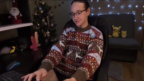 Snapshot of zackstivensen chatting on December 2024 11:28:01 PM Zachary next stream on monday online show from December 2024 11:28:01 PM