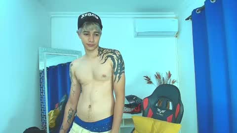 Snapshot of zacktk7 chatting on February 2025 11:43:01 PM zack online show from February 2025 11:43:01 PM