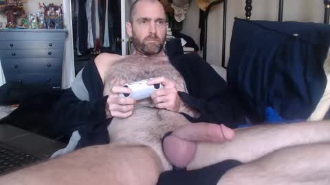 Snapshot of zaddyandboy chatting on December 2025 09:21:02 PM zaddyandboy online show from December 2025 09:21:02 PM