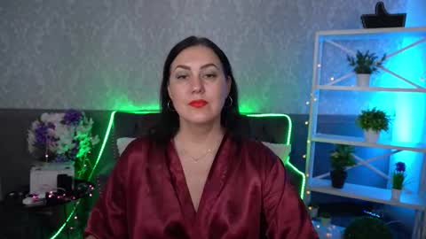 Snapshot of zafiramoonn chatting on November 2025 01:55:02 PM Zafiramoonn online show from November 2025 01:55:02 PM