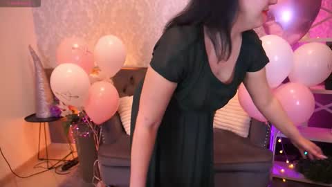 Snapshot of zafiramoonn chatting on February 2026 05:41:01 PM Zafiramoonn online show from February 2026 05:41:01 PM