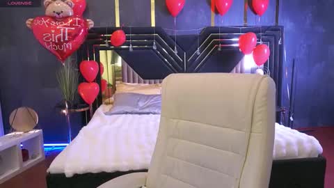 Snapshot of zafiramoonn chatting on February 2026 02:57:02 PM Zafiramoonn online show from February 2026 02:57:02 PM