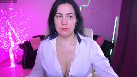 Snapshot of zafiramoonn chatting on February 2026 07:29:01 AM Zafiramoonn online show from February 2026 07:29:01 AM