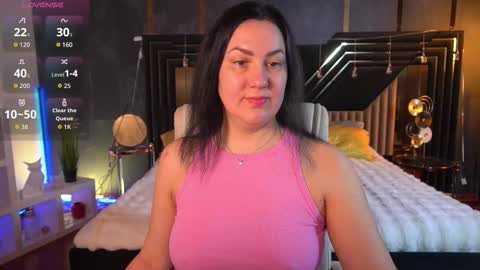 Snapshot of zafiramoonn chatting on March 2026 07:03:02 AM Zafiramoonn online show from March 2026 07:03:02 AM