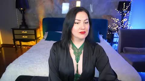 Zafiramoonn online show from May 2026 07:45:02 PM