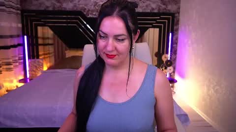 Zafiramoonn online show from July 2026 03:21:02 PM