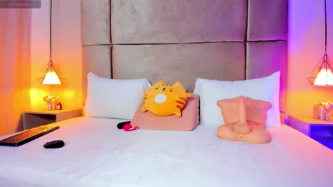 Zafiro online show from February 2026 12:02:01 PM