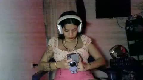 Snapshot of zafiro_rubi chatting on July 2026 03:47:01 PM Zafiro online show from July 2026 03:47:01 PM