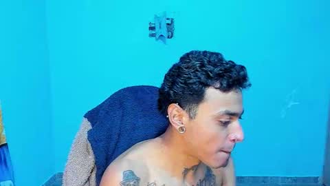 BiG Zafiro online show from February 2026 11:53:01 AM