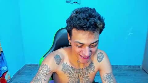 BiG Zafiro online show from February 2026 11:41:01 AM