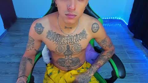 BiG Zafiro online show from May 2026 12:56:01 PM