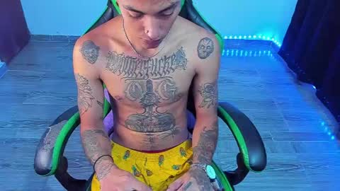 BiG Zafiro online show from May 2026 12:33:02 PM