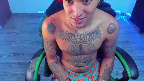BiG Zafiro online show from May 2026 10:23:01 AM