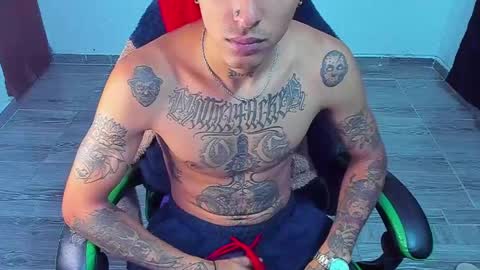 BiG Zafiro online show from May 2026 10:44:01 AM