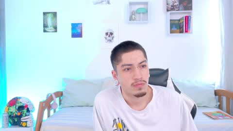 Snapshot of zahir_raw chatting on April 2026 03:21:02 PM Zahir Raw online show from April 2026 03:21:02 PM