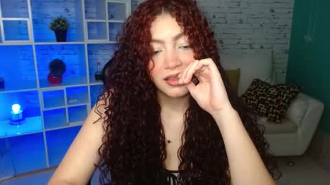 Zahira  online show from March 2026 06:33:01 PM