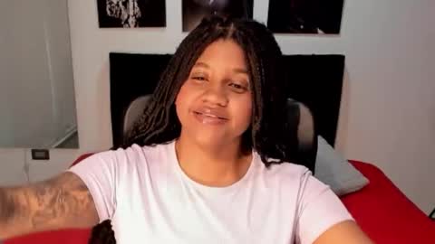 Snapshot of zahra_rose chatting on October 2025 08:20:02 PM zahra_rose online show from October 2025 08:20:02 PM