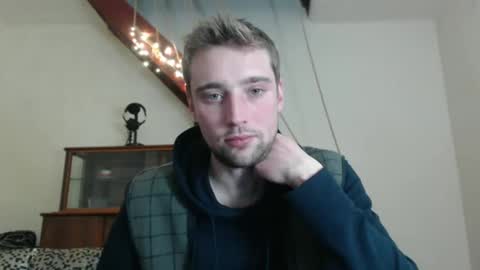 zakonezach online show from December 2024 06:28:02 PM