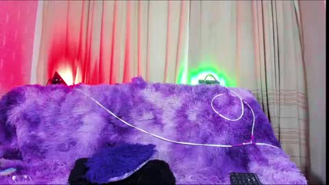 Snapshot of zamara_kleii chatting on May 2026 09:28:02 AM Zamara Kleii online show from May 2026 09:28:02 AM