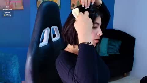 Snapshot of zamira_taylor chatting on October 2025 12:00:02 AM zamira_taylor online show from October 2025 12:00:02 AM