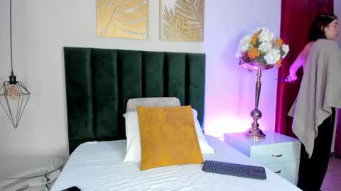 zamira_taylor online show from March 2026 09:37:01 PM