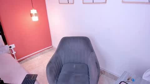 zamira_taylor online show from June 2026 05:12:01 AM
