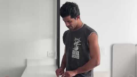 Snapshot of zamoraedii1994 chatting on January 2026 06:43:02 PM Edii online show from January 2026 06:43:02 PM