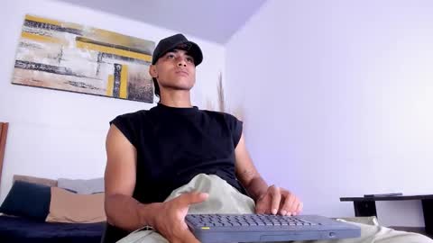 Zander online show from November 2025 01:40:01 PM