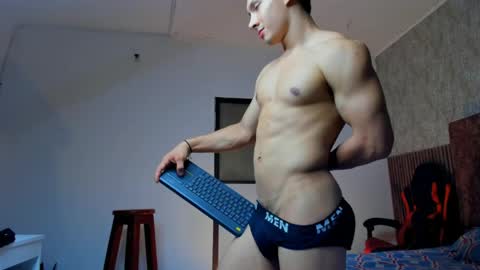 Zander online show from May 2026 02:30:01 AM