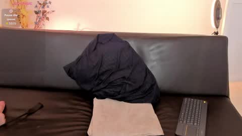 Zane Lux online show from May 2026 04:58:02 PM
