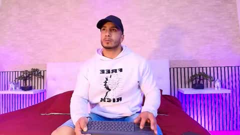 zanemaverick online show from December 2025 11:59:01 AM