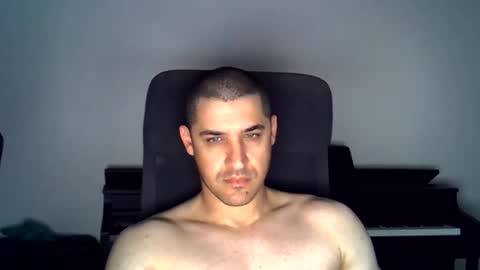 Snapshot of zaneygee1995 chatting on May 2026 06:00:02 AM zaneygee1995 online show from May 2026 06:00:02 AM