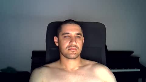 Snapshot of zaneygee1995 chatting on May 2026 05:43:01 PM zaneygee1995 online show from May 2026 05:43:01 PM