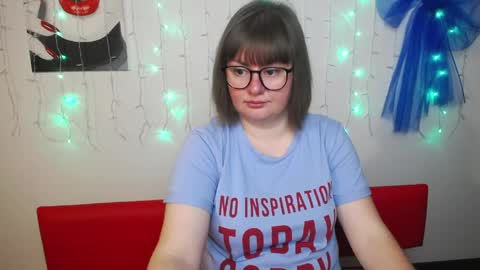 zannadreil online show from May 2026 06:20:01 PM