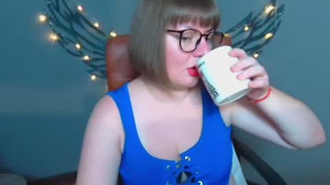 zannadreil online show from July 2026 07:05:02 PM