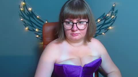zannadreil online show from July 2026 07:05:01 PM