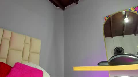 zaphiro__sky online show from February 2026 08:43:02 AM