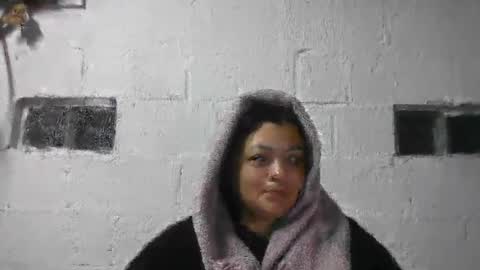 Zara18 online show from July 2026 06:42:02 PM