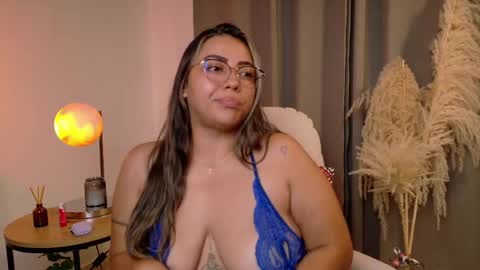 Zara Nova online show from May 2026 12:07:01 AM