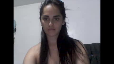 Snapshot of zaraa_lopez chatting on March 2026 07:36:01 AM zaraa_lopez online show from March 2026 07:36:01 AM