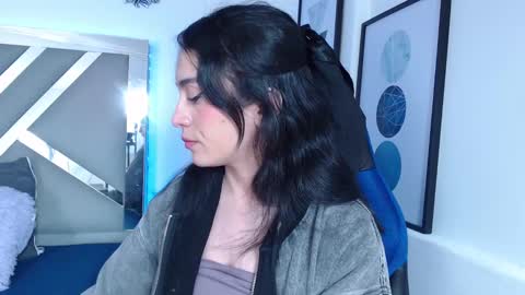 zaradames_ online show from December 2024 05:16:01 AM