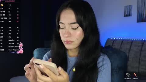 zaradames_ online show from November 2025 03:17:02 AM