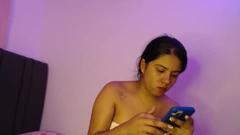 Snapshot of zarah_v chatting on May 2026 01:18:02 PM Fernanda online show from May 2026 01:18:02 PM