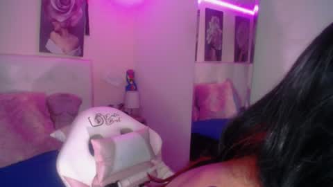 Zarah online show from June 2026 02:19:01 PM