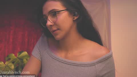 Miss Lynch   Next show  2911 online show from December 2024 09:06:02 PM