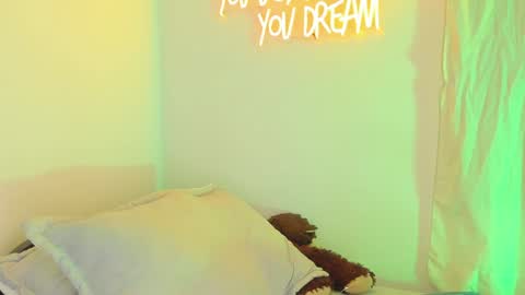   online show from January 2025 09:16:01 PM