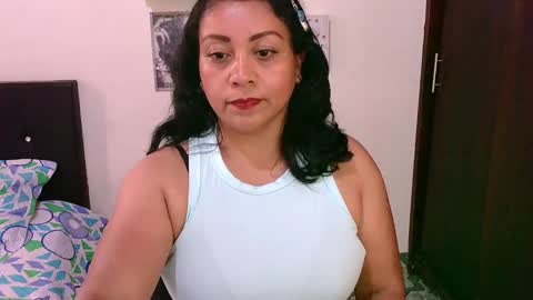 zaray online show from October 2025 08:19:01 PM
