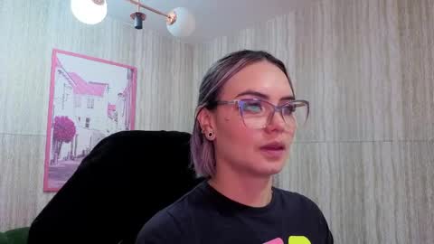 Isabella online show from April 2026 12:51:02 PM